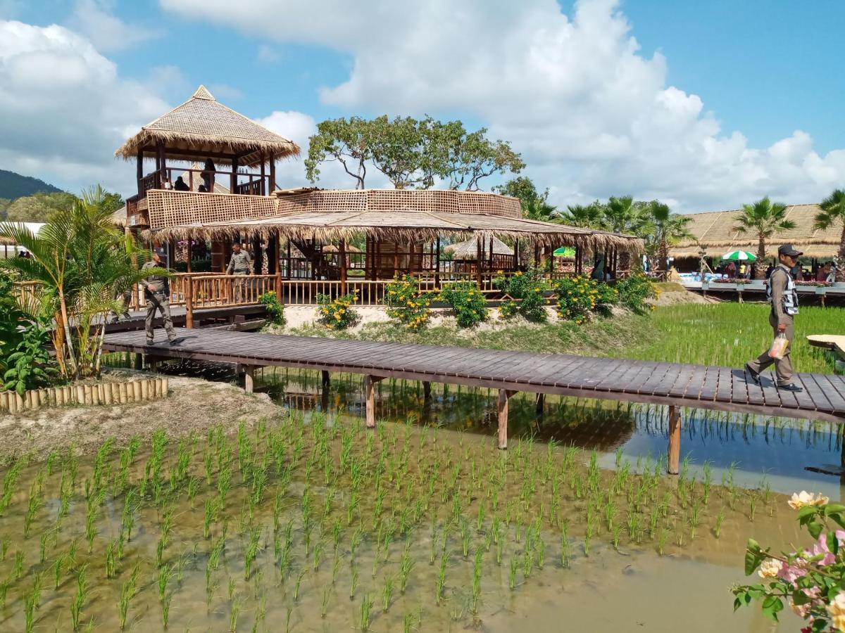 Stella Resort Khanom Eksteriør billede